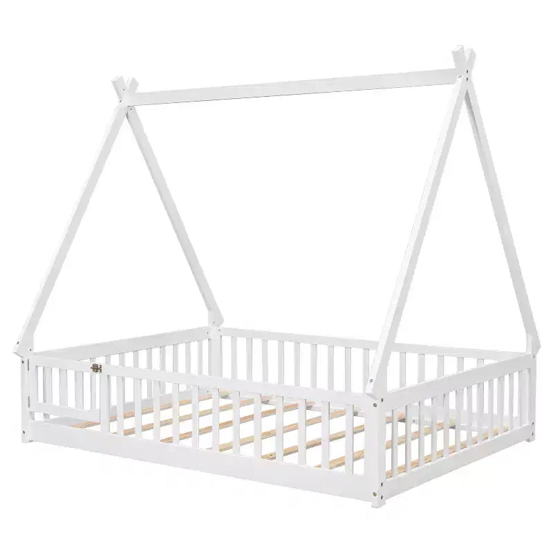 Lit au sol en forme de tente avec garde-corps et porte, blanc