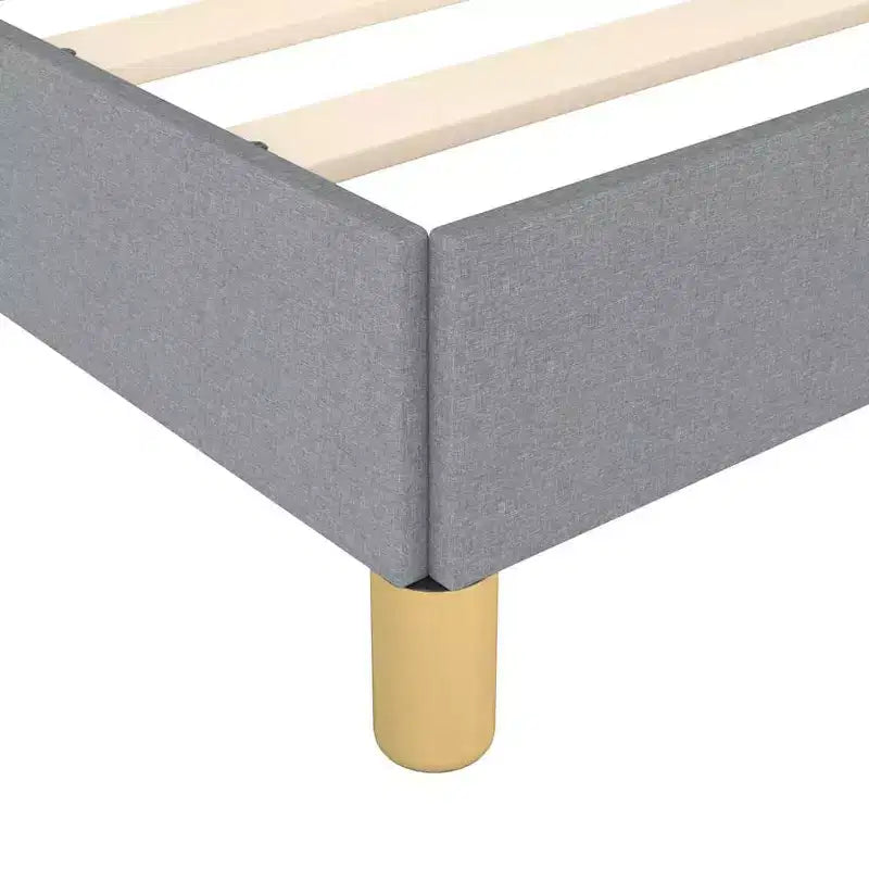 Cadre de lit Gris clair 100% polyester, contreplaqué, bois composite King