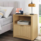 Table de chevet en chêne de 23 pouces, surface étanche avec tiroir et rangement, table d'appoint cannelée moderne du milieu du siècle pour chambre à coucher